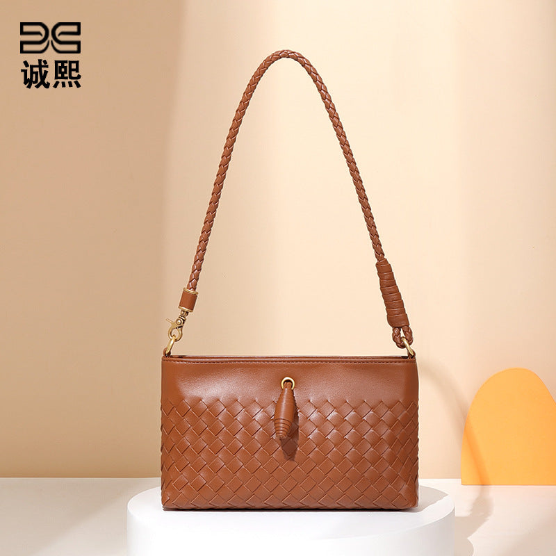 新款百搭手工编织包包简约潮流单肩腋下女包通勤大容量单肩斜挎包