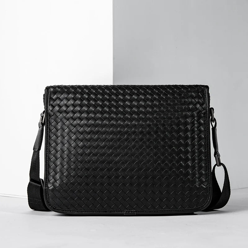 X&BV男士包包单肩斜挎包真皮休闲编织牛皮翻盖时尚青年背包邮差包