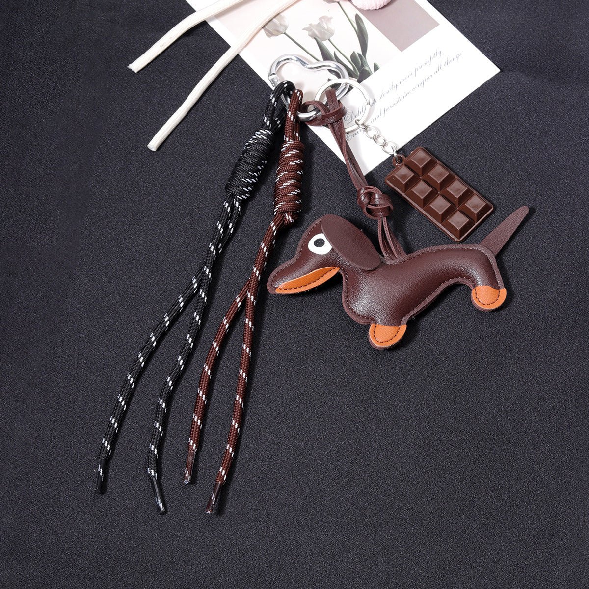跨境热销腊肠狗钥匙扣高级感编织绳巧克力包包挂件狗狗钥匙扣