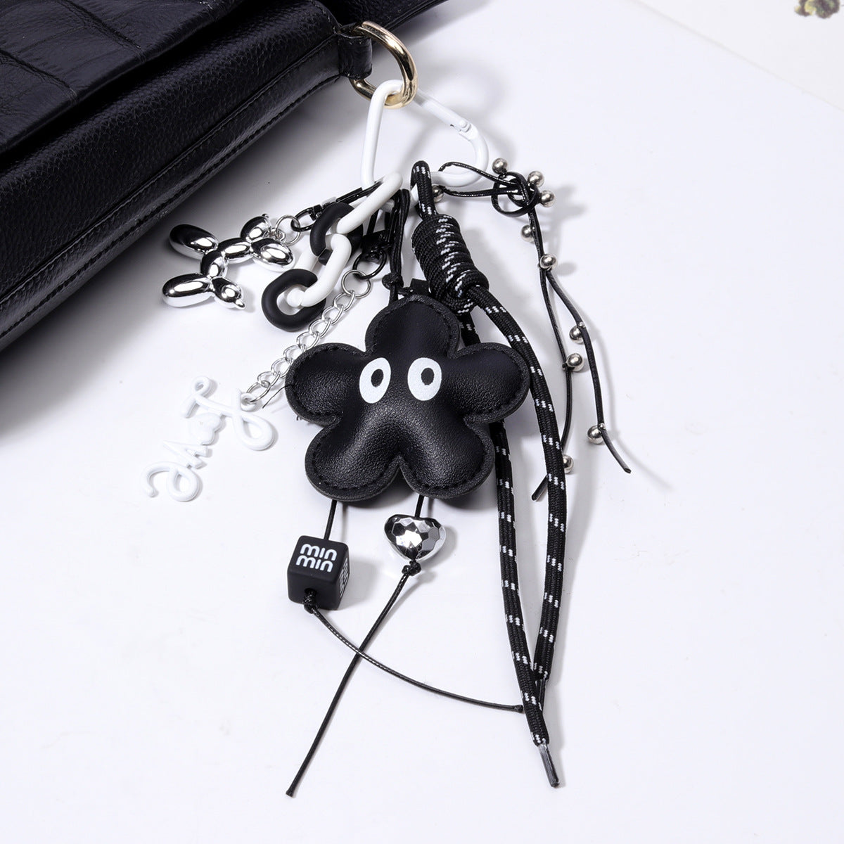 源头工厂PU皮流苏挂件合金挂件包挂吊饰钥匙扣批发厂货现货直供