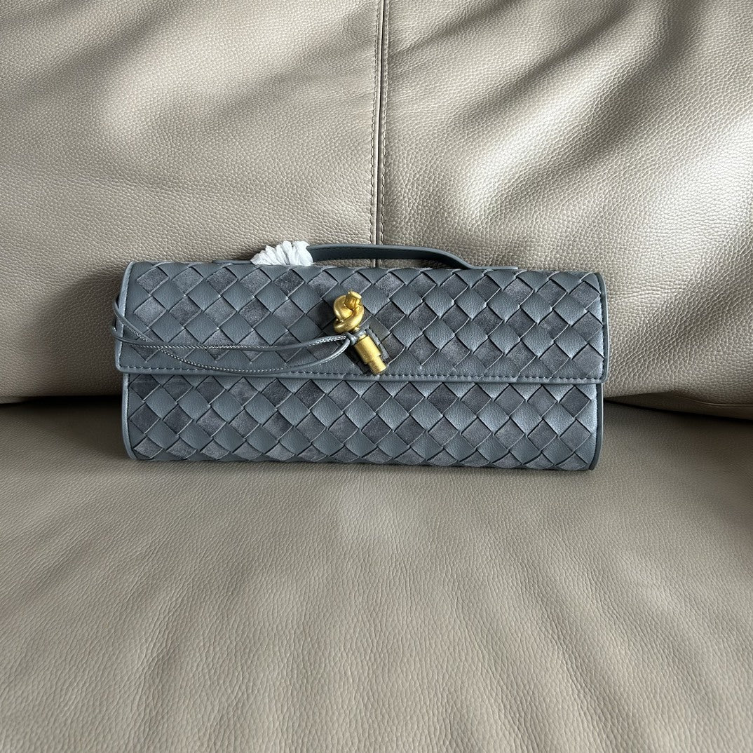 2024高级感真皮通勤法棍包秋冬百搭斜挎包女大容量菱格编织腋下包