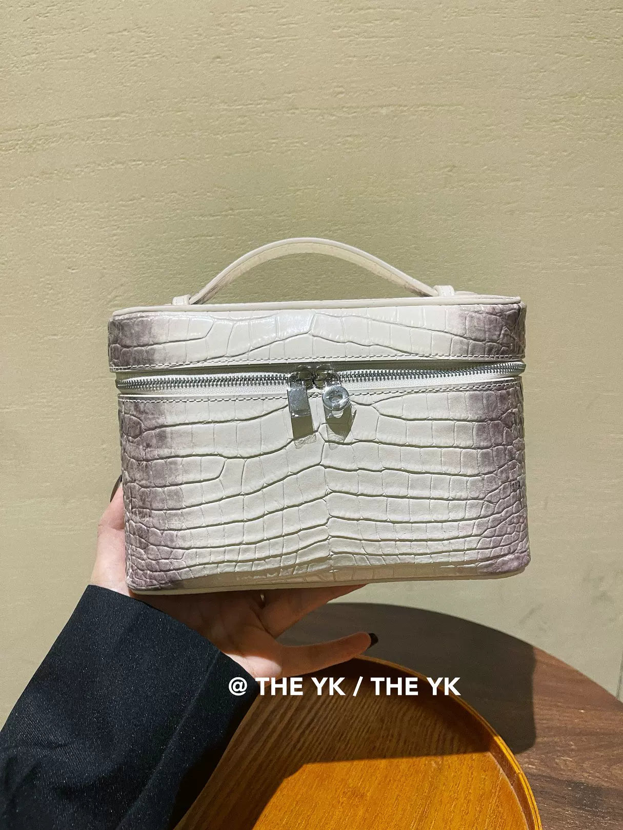真皮高级感喜马拉雅化妆包女手提饭盒包鳄鱼纹收纳包出差旅行便携