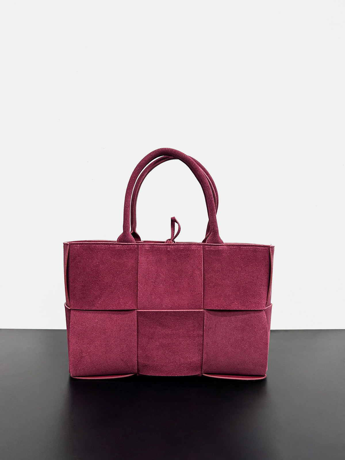 2024新款磨砂皮手工编织女款手提包大容量托特包购物袋单肩字母包