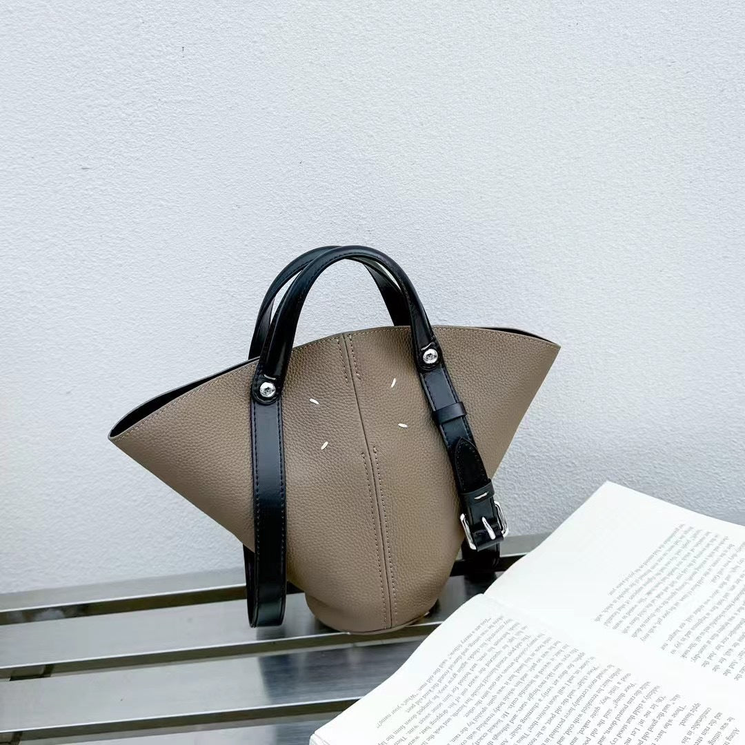 2025新款外贸女包牛皮手提包扇形菜篮子小众大容量手拎购物托特包