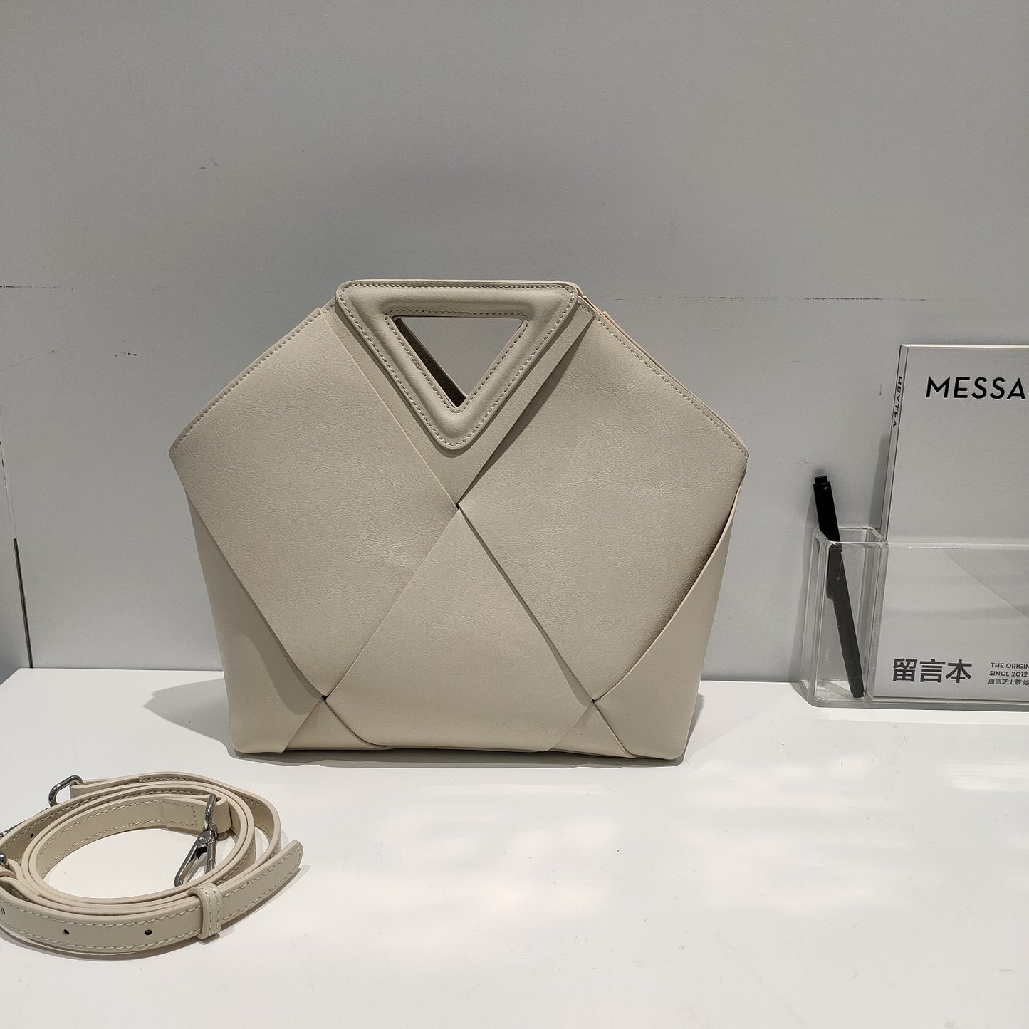 2024新款真皮女包小众轻奢手提编织包时尚高级感大容量单肩斜挎包