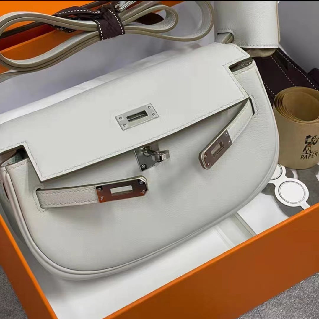 2024新款网红同款凯莉汤圆包饺子包迷你单肩斜挎真皮女腰包马鞍包