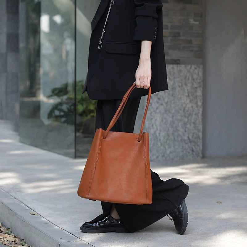 直播代发 真皮女包托特水桶单肩腋下大容量手提百搭通勤斜挎大包