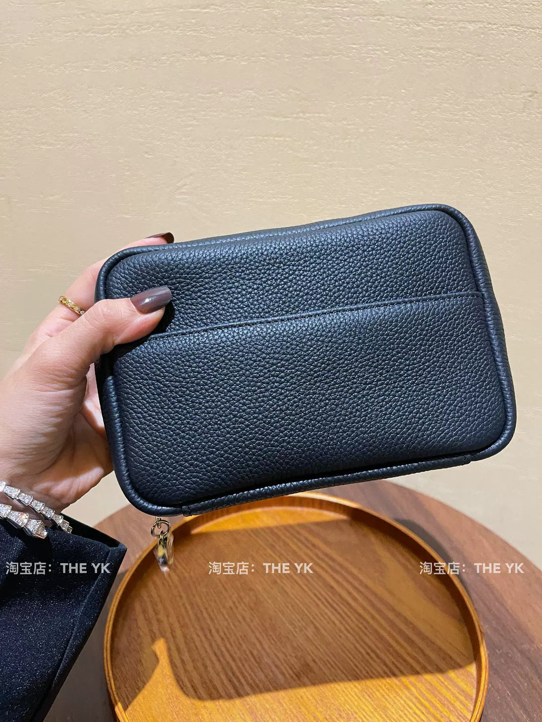 真皮化妆包时尚简约手拿包togo牛皮洗漱包化妆品出差收纳包腋下包