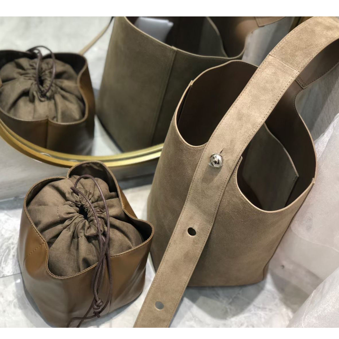 流浪风磨砂牛皮通勤ins水桶包大容量托特包休闲百搭单肩包包批发