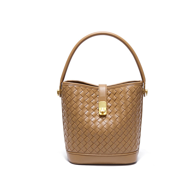 新款夏季水桶包时尚休闲百搭手工编织包通勤大容量手提单肩斜跨包