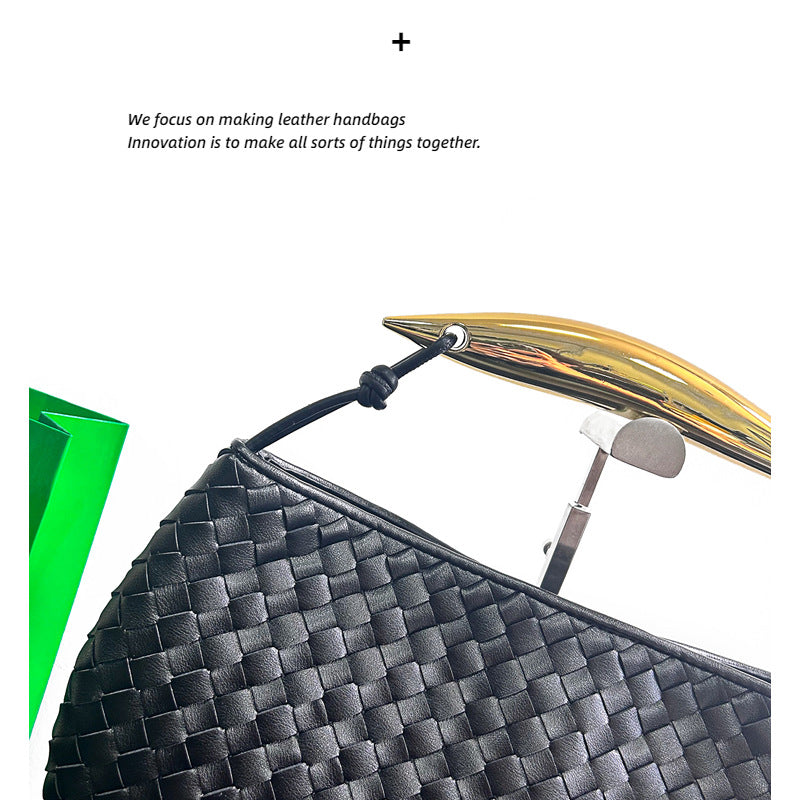 物著设计大金属手把编织饺子包2023手拎包真皮手提包宽肩带水桶