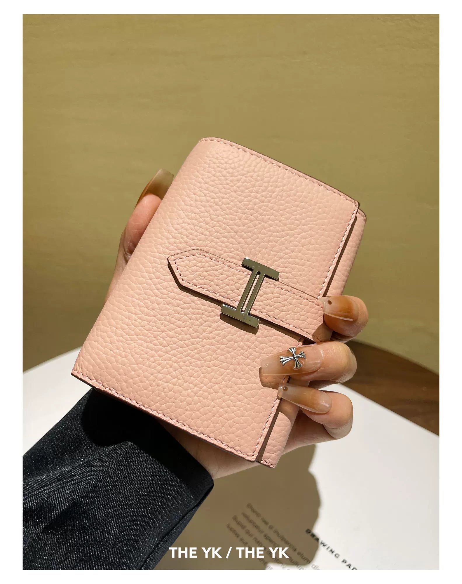 H家卡包里外全皮短款女士钱包真皮多卡位皮夹多色荔枝味h扣对折