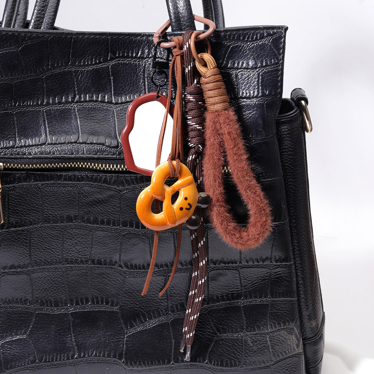 miu风碱水面包钥匙扣秋冬美拉德系可爱面包挂件学生情侣书包装饰