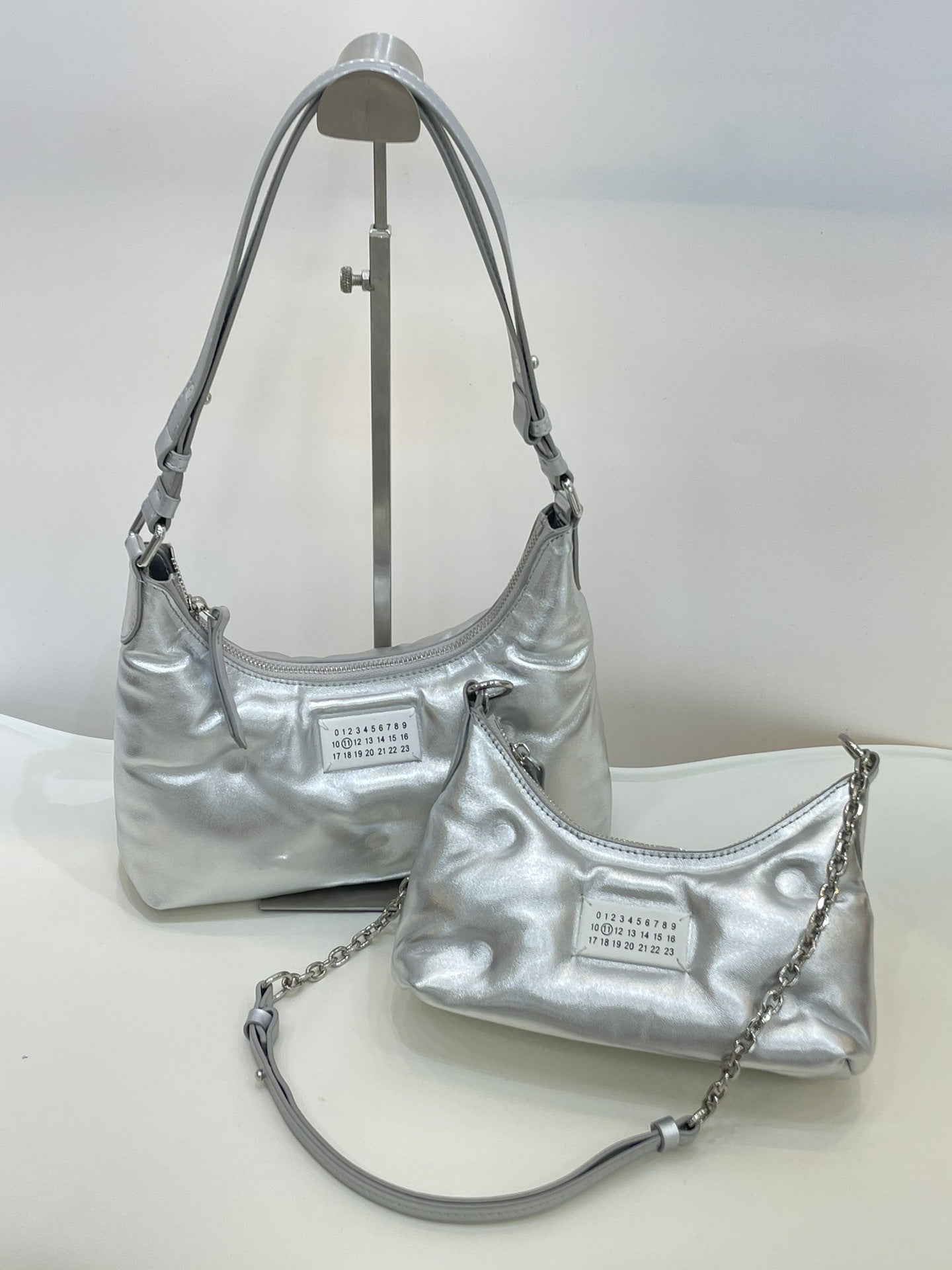 小众设计云朵褶皱羊皮饺子包女春夏新款链条数字女包单肩腋下包