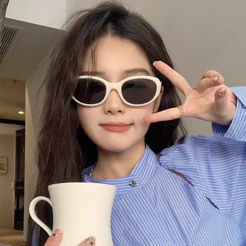 欧美复古椭圆墨镜女网红夏季出街拍照凹造型高级感防紫外线太阳镜