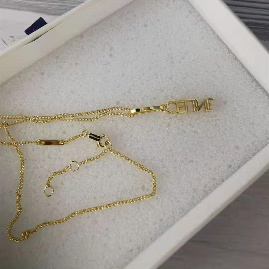 赛家2021新款字母项链女锁骨链精致感简约甜美气质CELI字母锁骨链