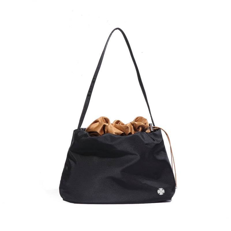 质感尼龙夏季休闲云朵包小众大容量手提包简约抽绳女士单肩腋下包