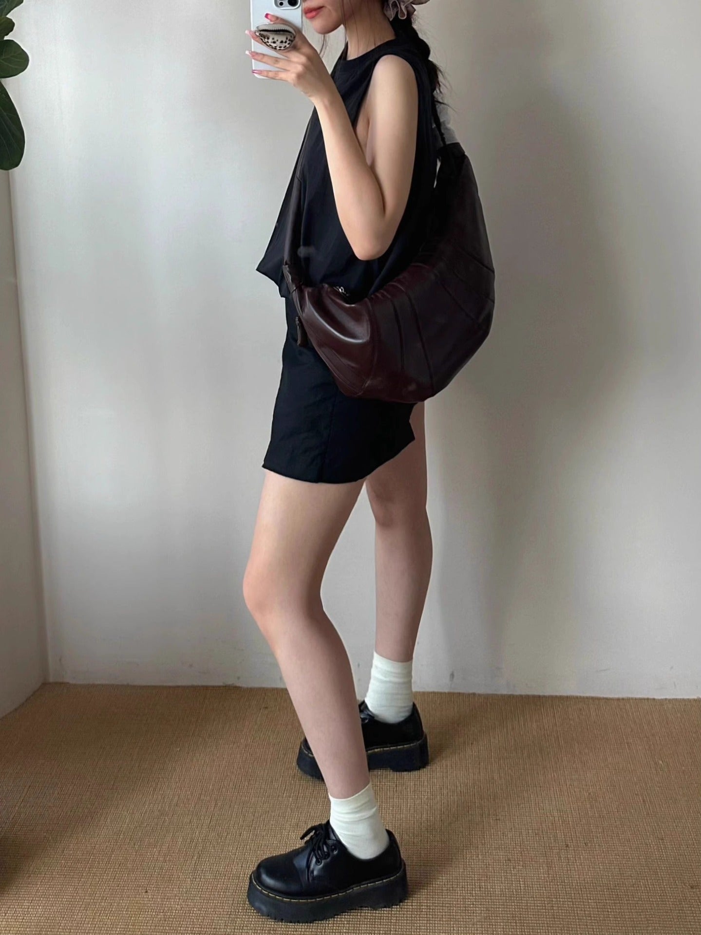 大容量慵懒女包法国小众牛角包羊皮可颂包真皮饺子包斜挎腰包大