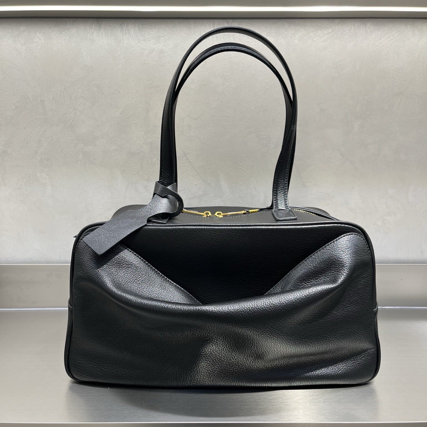 复古保龄球包2025新款小众高级感手提包通勤单肩腋下包包时尚女包