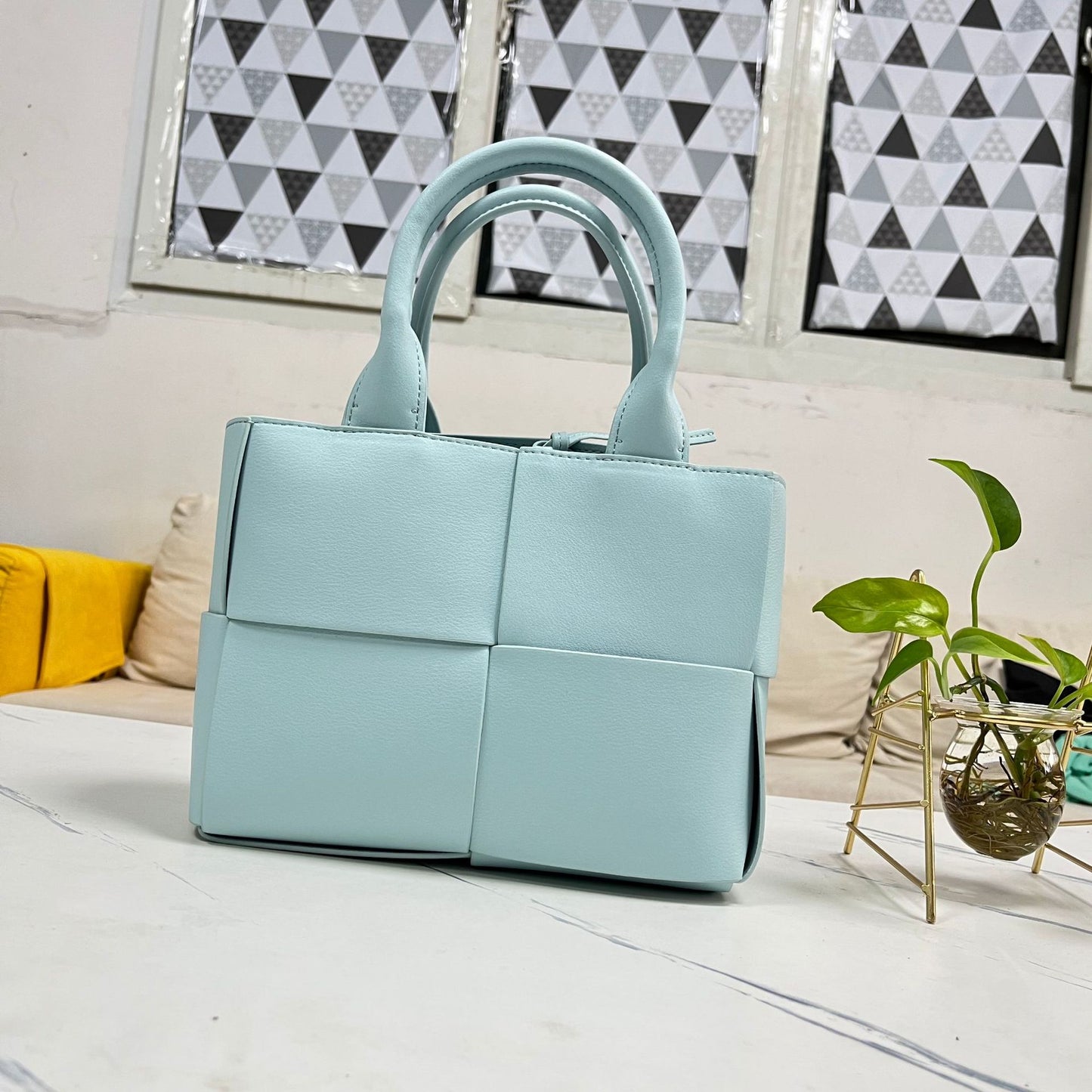 包包女士真皮女包2022新款手提手工编织托特简约大容量轻奢高级