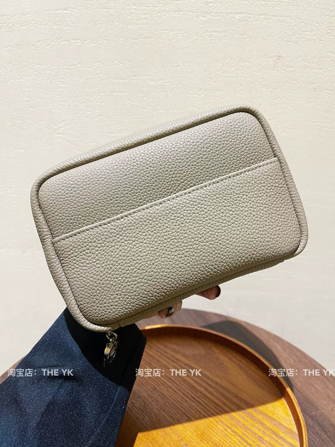 真皮化妆包时尚简约手拿包togo牛皮洗漱包化妆品出差收纳包腋下包