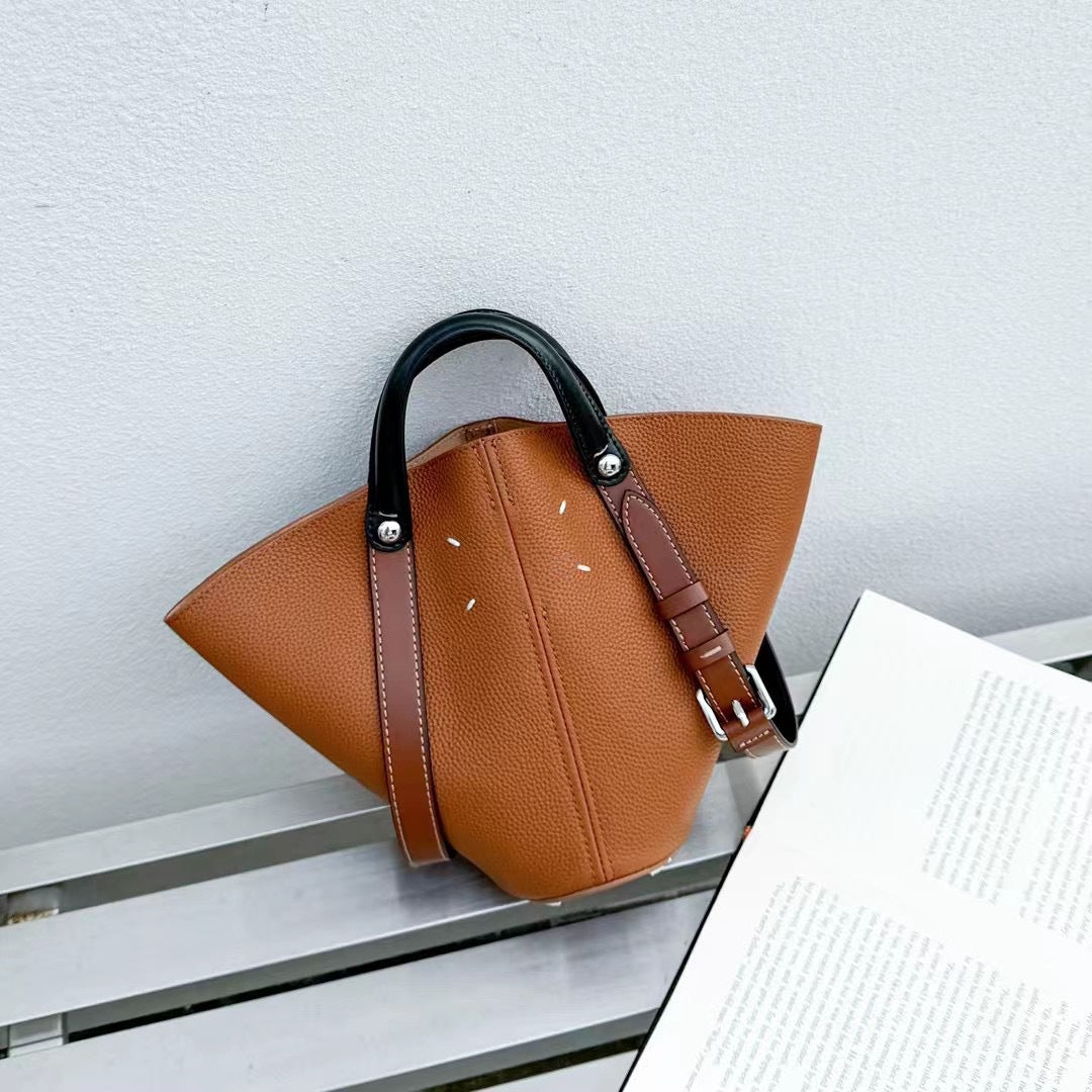 2025新款外贸女包牛皮手提包扇形菜篮子小众大容量手拎购物托特包