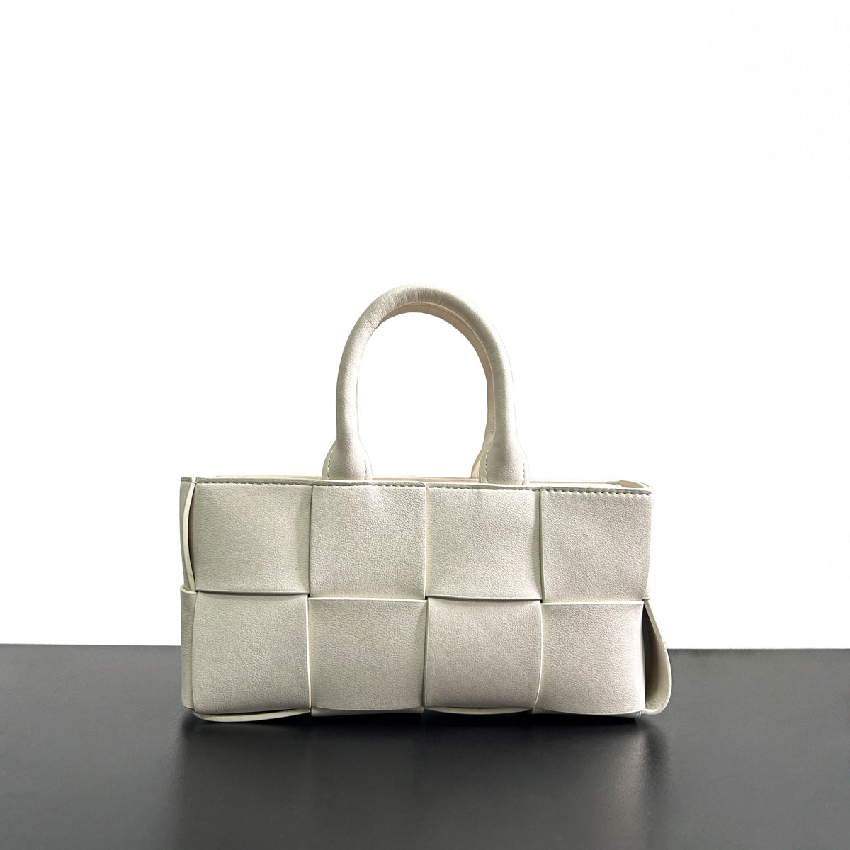 2023新款原创小众托特包大容量女包真皮编织手提包简约通勤质感包