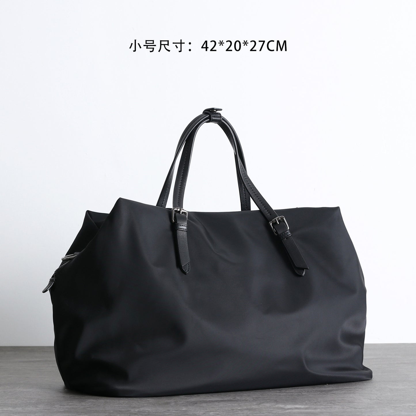 2025新款健身包男女手提斜挎大包包尼龙布防水大容量出差旅行李包