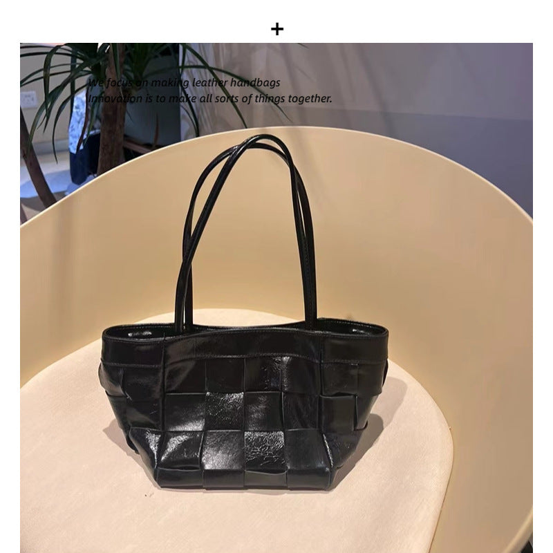 编织包女款2023新款夏包包女真皮菜篮子单肩腋下包翅膀手提水桶包