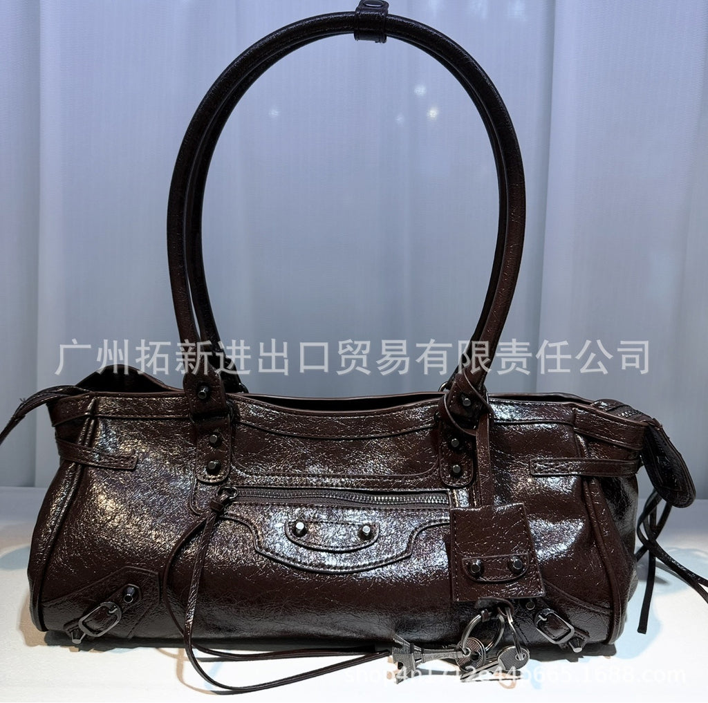 跨境新爆款B家lecity横款法棍铆钉流苏单肩包手提包包时髦简约女