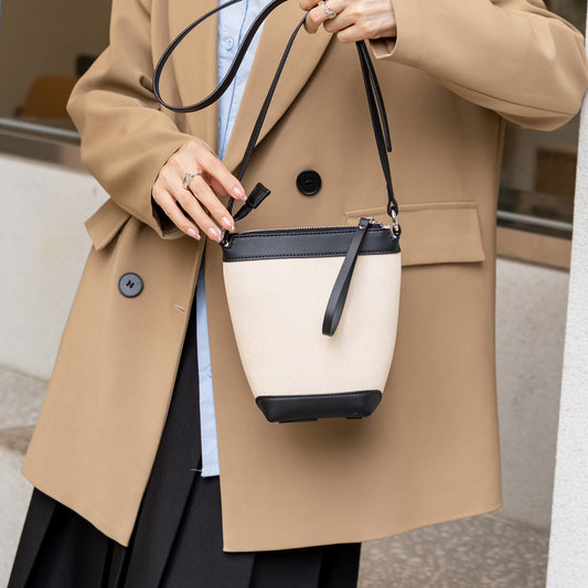 牛皮帆布拼接mini水桶包包女2023夏季单肩斜跨包韩版休闲手机包潮