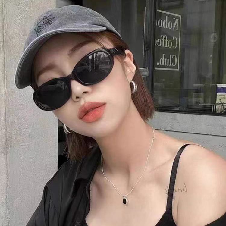 欧美复古椭圆墨镜女网红夏季出街拍照凹造型高级感防紫外线太阳镜