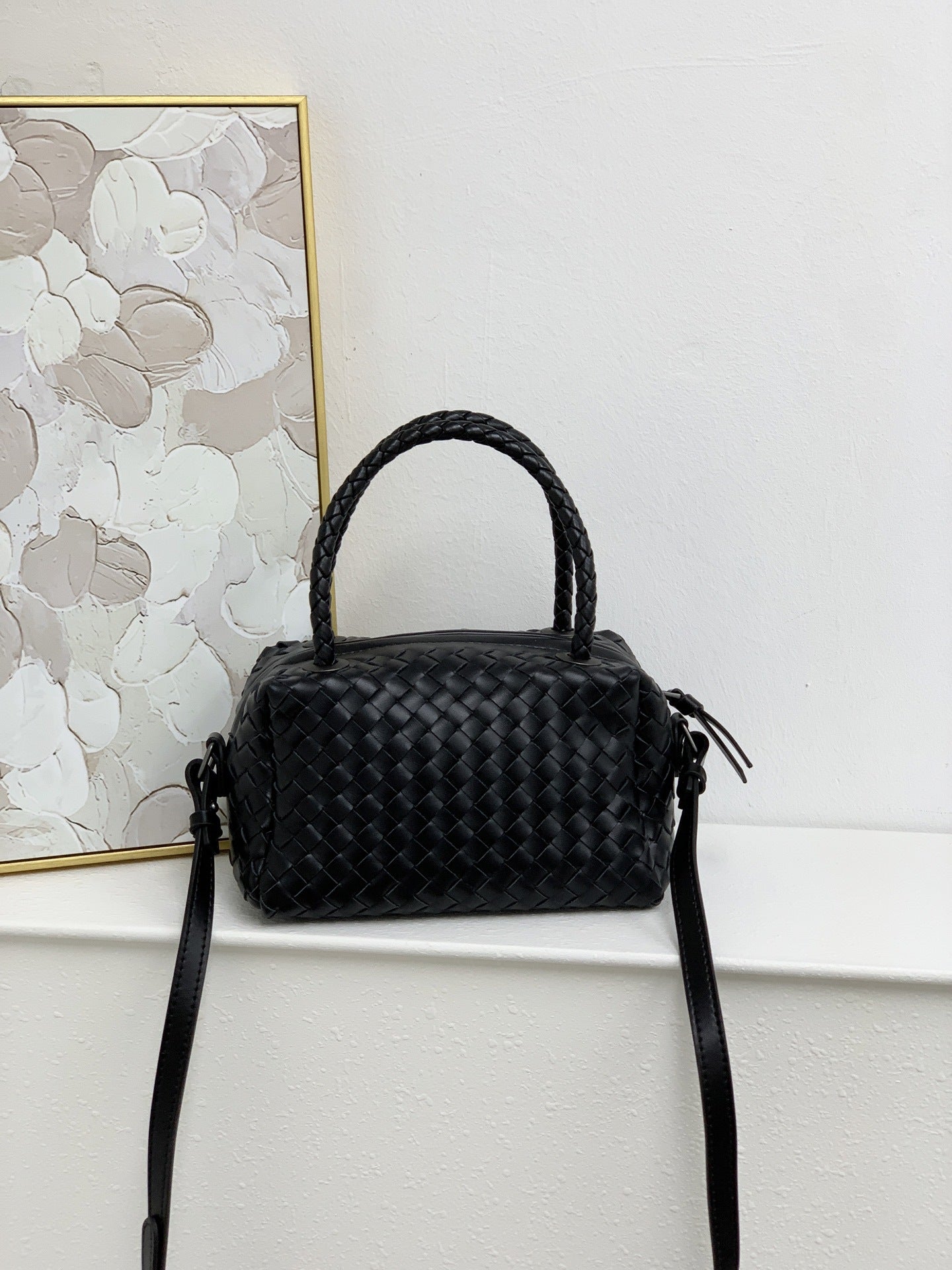 2024新款编织包包女小众高级酒红色手拎单肩斜挎小方包相机枕头包