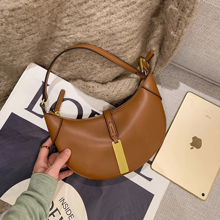 郑秀晶ins潮月牙包包马鞍女包斜挎单肩手提高级感腋下可颂包代发