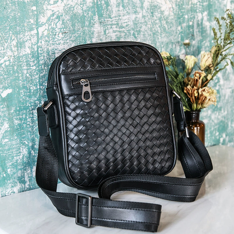 男单肩包真皮软皮小编织男包潮流时尚背包迷你牛皮竖款男士斜挎包