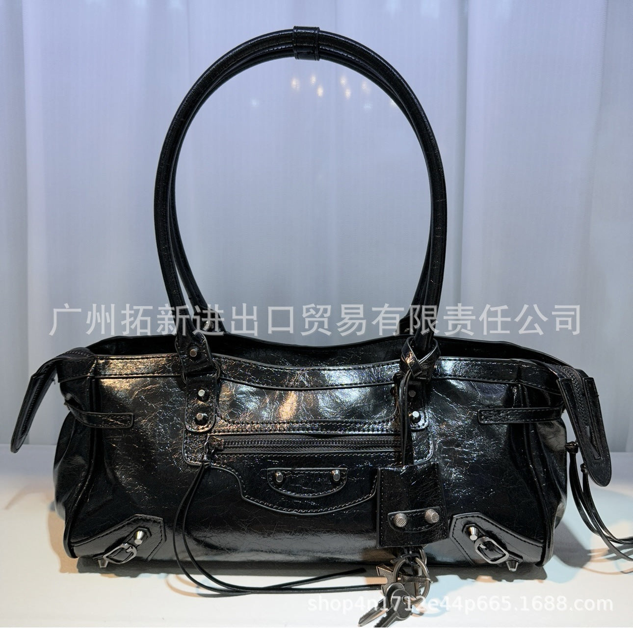 跨境新爆款B家lecity横款法棍铆钉流苏单肩包手提包包时髦简约女