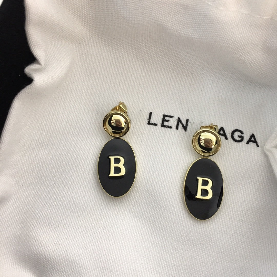 巴黎家新款B字母黑色椭圆形耳环女网红长款时尚耳钉欧美小众耳饰