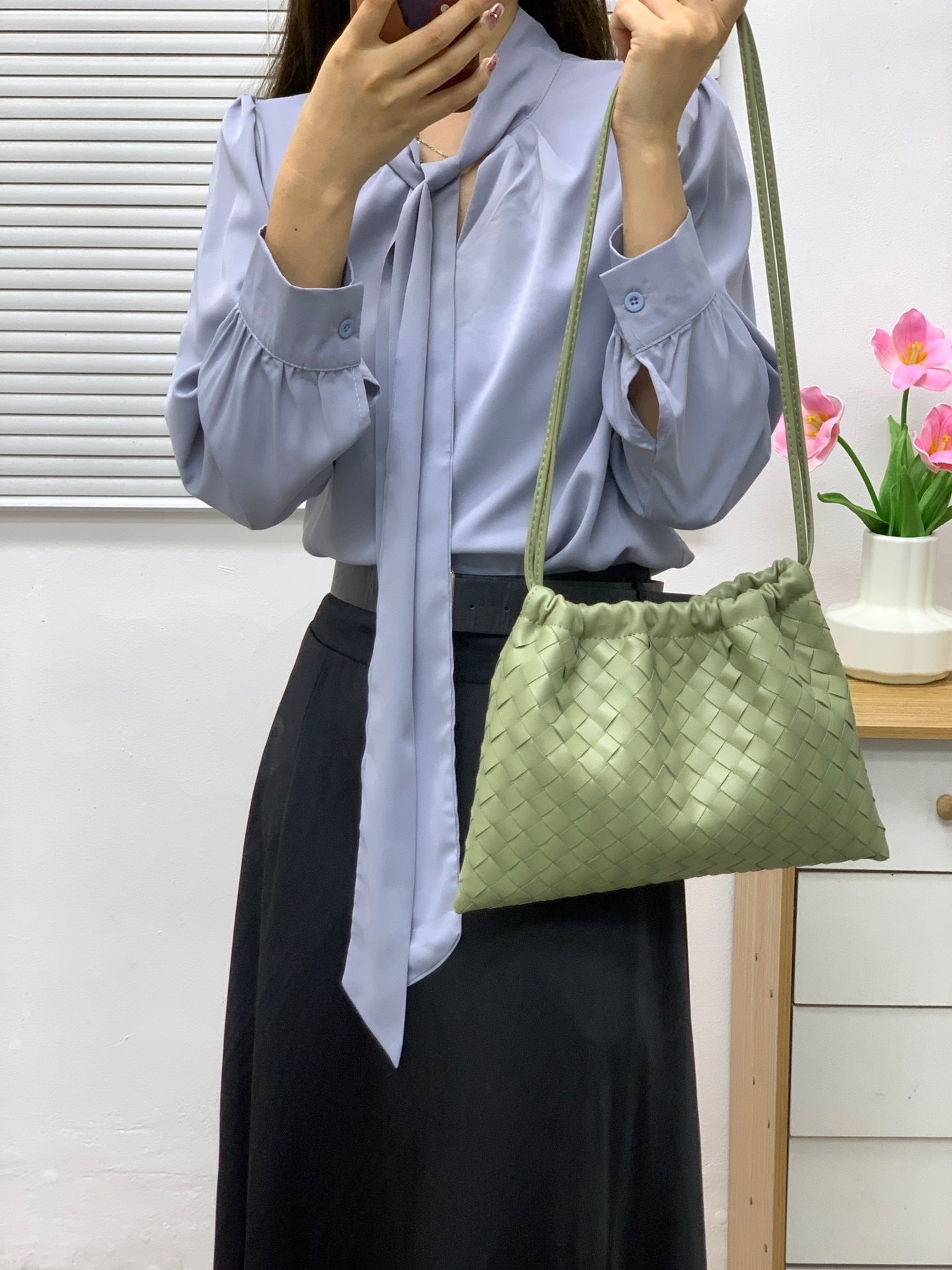 外贸包羊皮编织垃圾袋手拿包抽绳福袋包百搭大容量单肩斜挎包包女