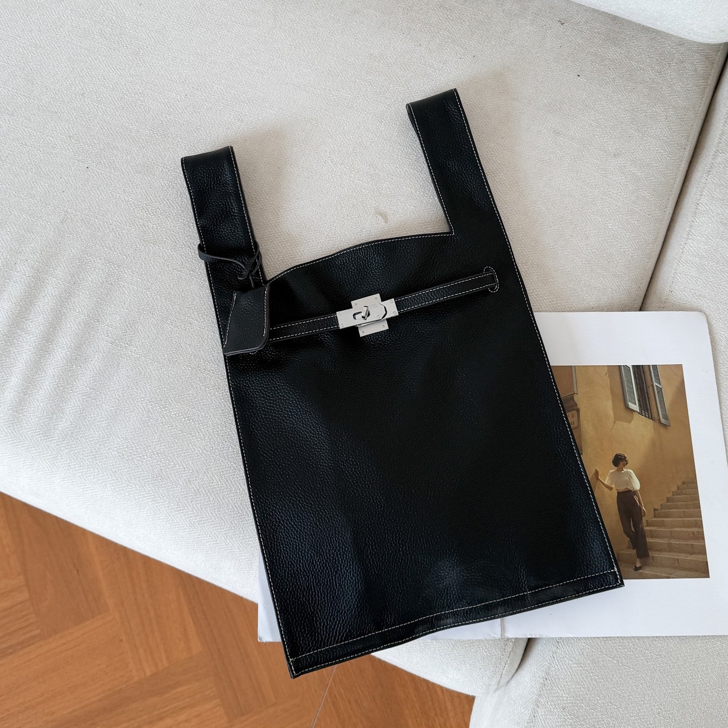 小众设计凯莉手提包女2025春夏新款轻巧简约单肩斜挎包轻奢