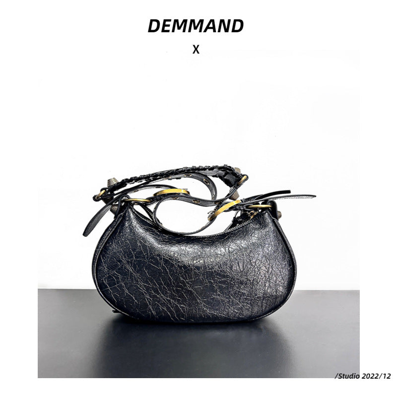 真皮包包女2023新款单肩轻奢月牙包法式腋下包甜酷辣妹机车包个性