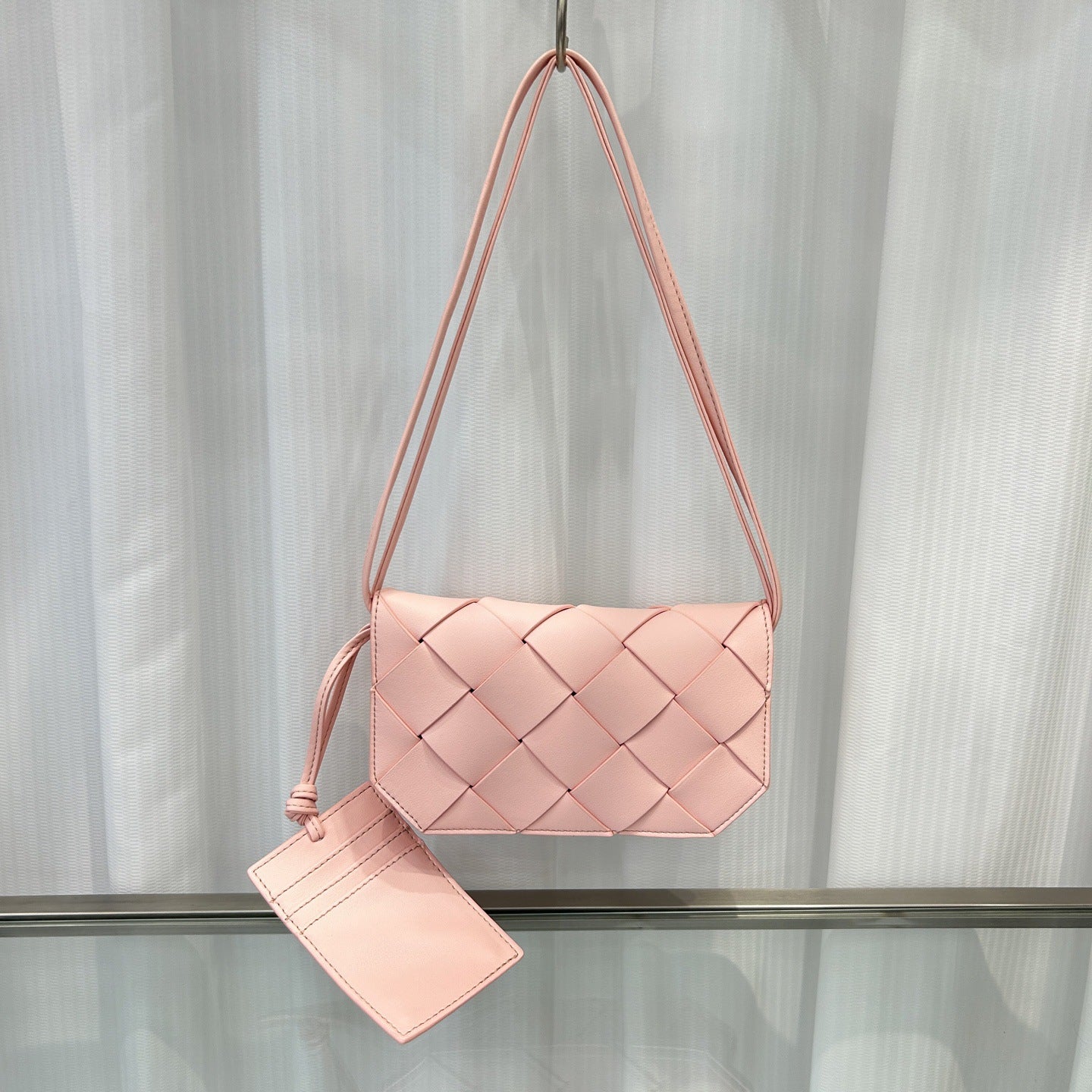 新款潮流真皮手工编织夹子包跨境肩带单肩斜挎厂家直销手机包