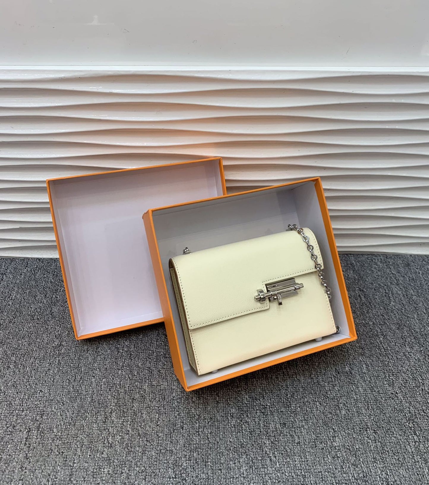 高品质 蜥蜴纹牛皮链条迷你插销包 时髦好搭配气质小方包一件代发