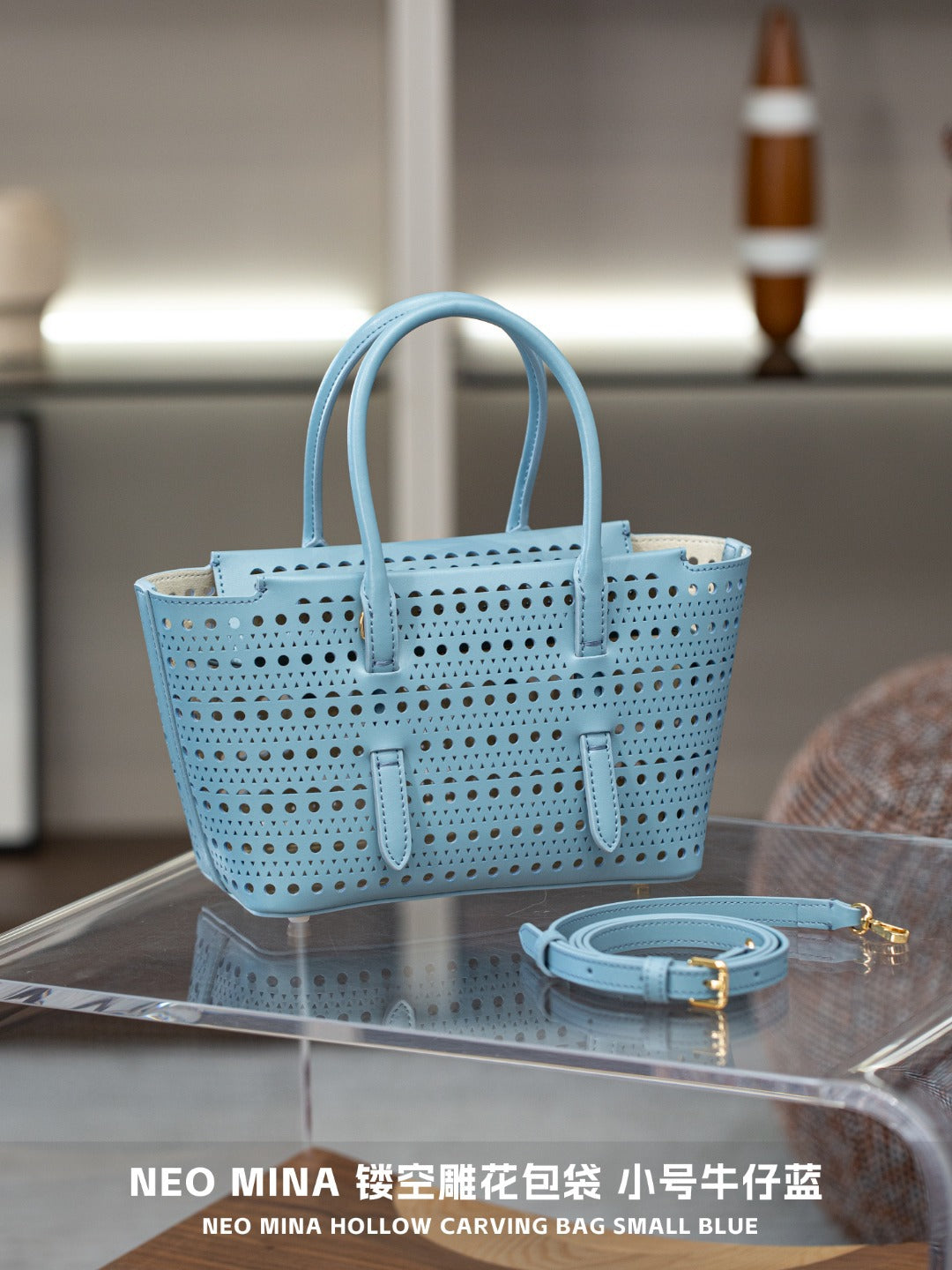 保黛2025轻奢时尚百搭复古镂空手提包枕头包通勤包斜挎单肩包