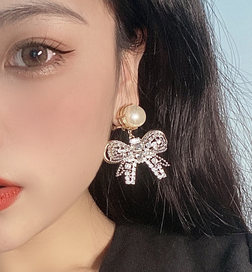缪家新款珍珠大蝴蝶结耳环女闪钻复古夸张时尚气质珍珠蝴蝶结耳钉