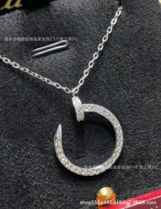 高版本卡家满钻钉子项链女潮流轻奢名媛同款高级感锁骨链厂家直销