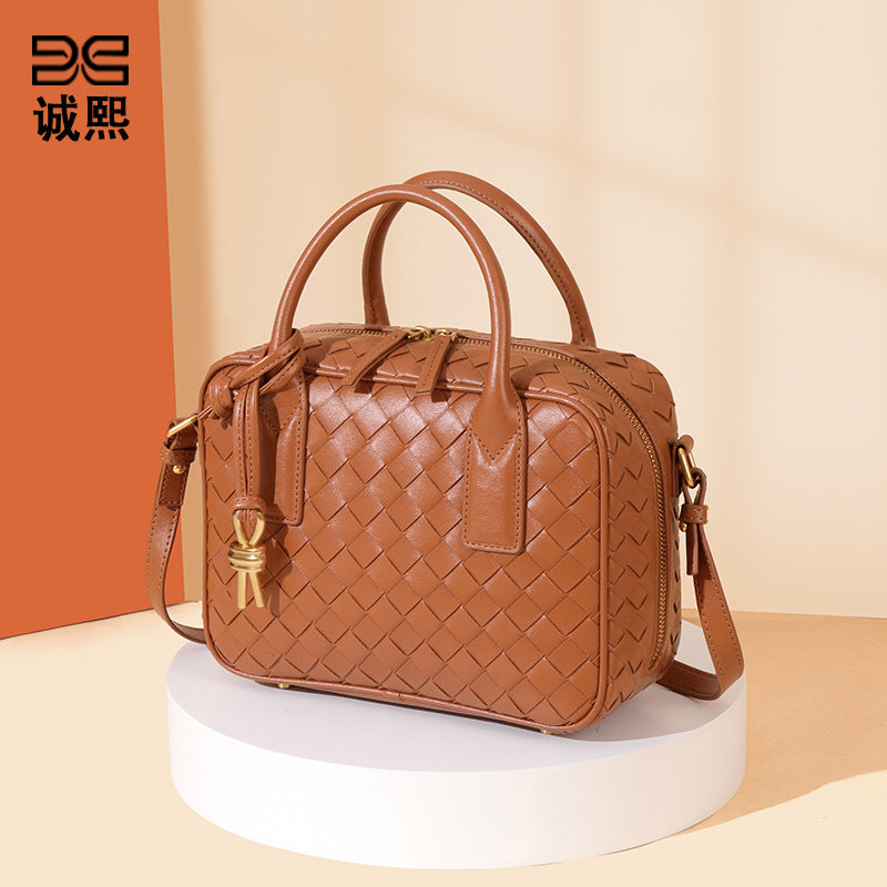 欧美大容量波士顿枕头包手工编织包时尚手提相机包潮流单肩斜挎包