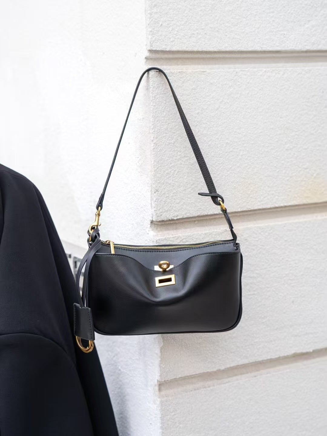 头层牛皮真皮女包腋下包锁扣小方包机车手提包法棍包单肩包斜挎包