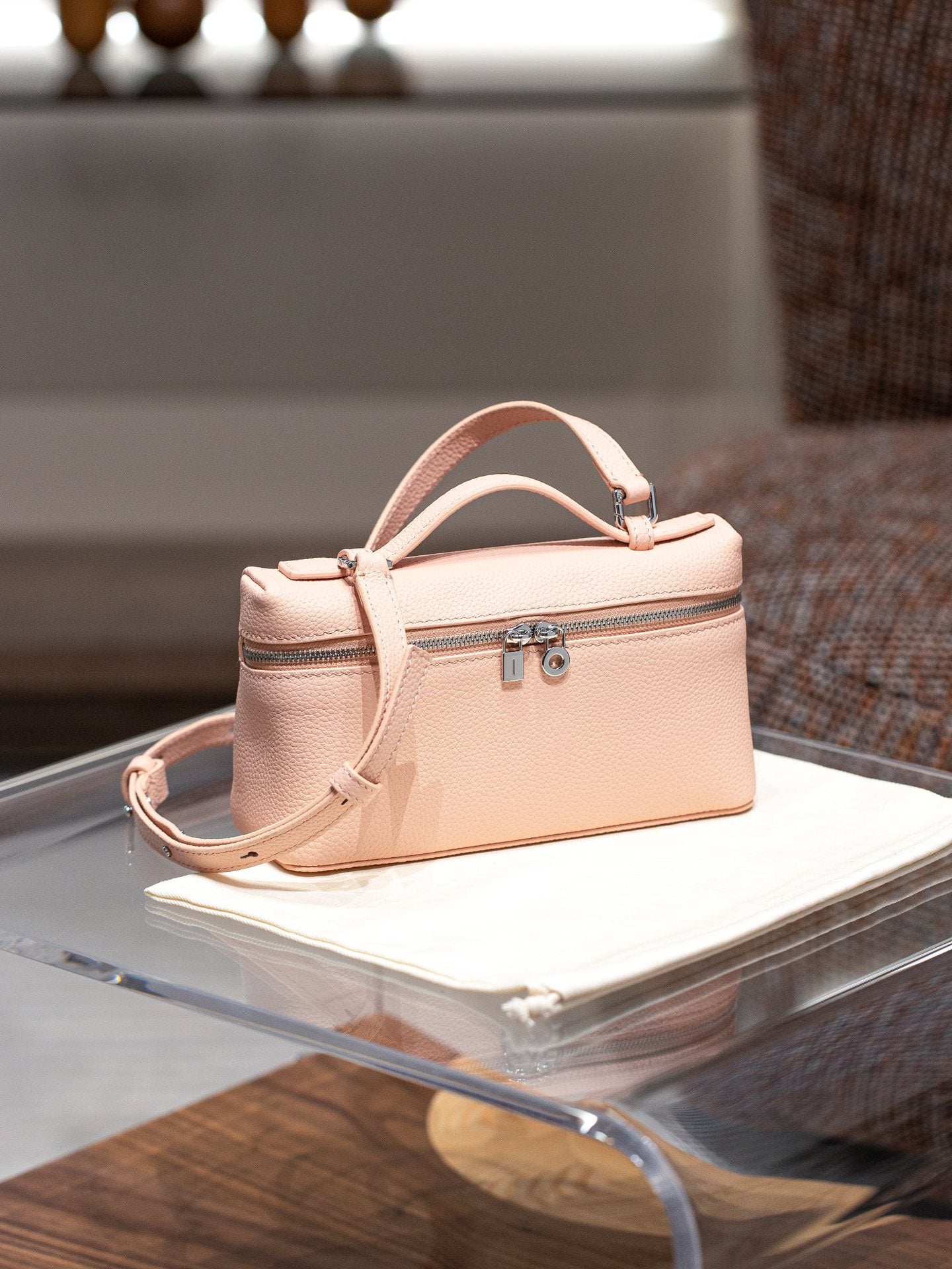 2025小包包夏季款饭盒包高级感小众真皮女包单肩斜挎女百搭